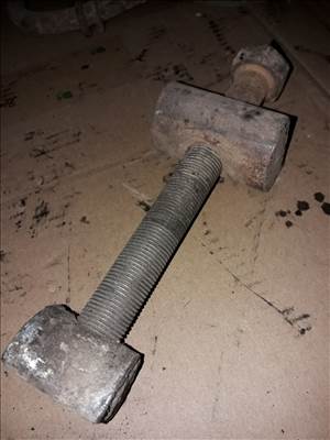 Opel Frontera A Torziós Rugó Feszítő Csavar