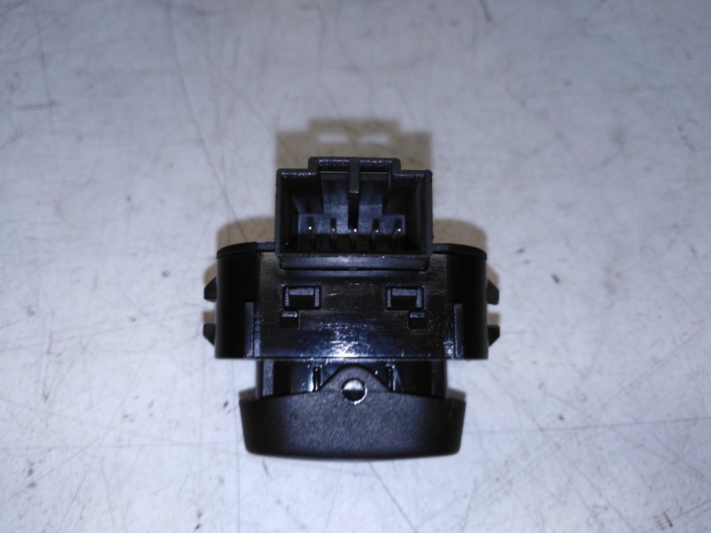 Jaguar S-type jobb hátsó ablakemelõ kapcsoló LNC6388AA 2. kép