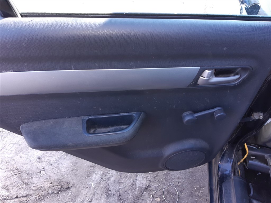 Suzuki Swift III 04-10 Bal Hátsó Ajtó 43R-00351 6. kép