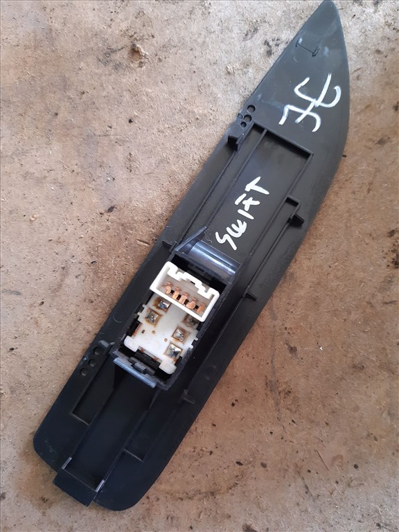 Suzuki Swift II 96-03 Jobb Elsõ Ablakemelõ Kapcsoló 2. kép