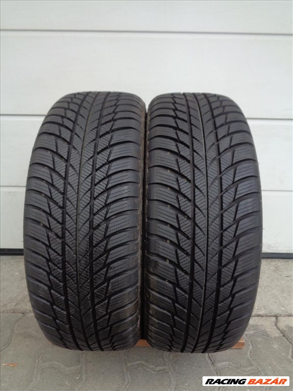 Bridgestone 205/60R16 téli gumi pár, alig futott újszerű állapotban eladó. 1. kép