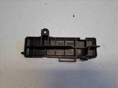 Renault Captur  pollenszûrőfedél 5R5822100