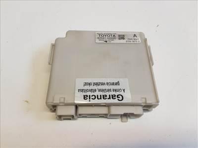 Toyota Yaris (XP130) főrelé 8264152020