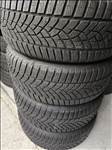  225/5517" újszerű Goodyear téli gumi gumi