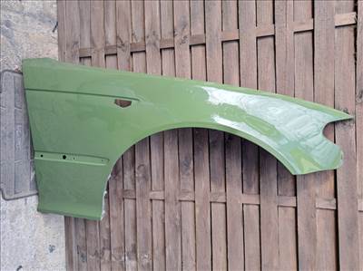 BMW E46 coupe cabrio facelift zöld jobb első sárvédő