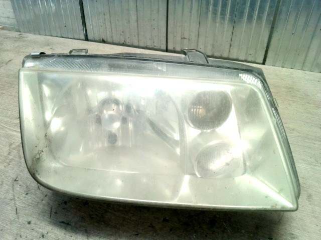 VOLKSWAGEN BORA Jobb első fényszóró 1. kép