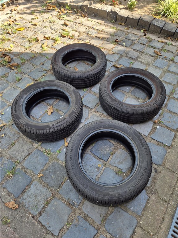  205/60 R16" újszerű Barum nyári gumi 1. kép