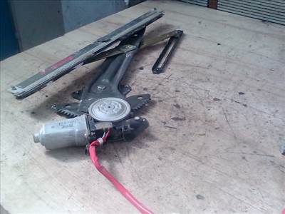 SUZUKI SWIFT 96-05 Jobb első ablakemelő szerkezet elektromos