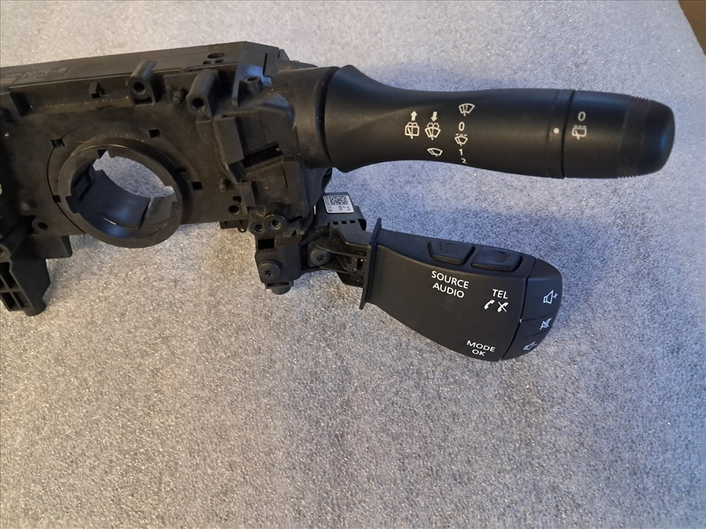 Dacia Duster II bajuszkapcsoló, komplett kormánykapcsoló 255678207r 4. kép