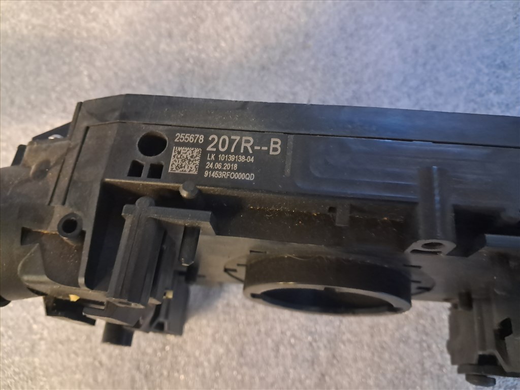 Dacia Duster II bajuszkapcsoló, komplett kormánykapcsoló 255678207r 5. kép