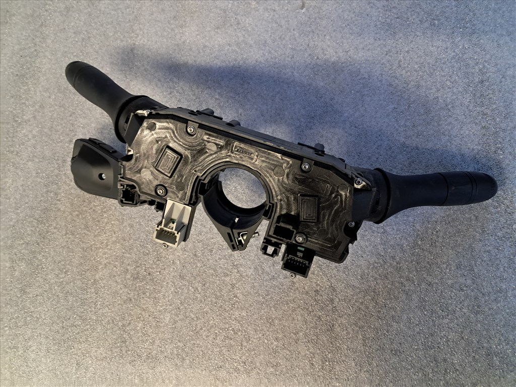 Dacia Duster II bajuszkapcsoló, komplett kormánykapcsoló 255678207r 6. kép