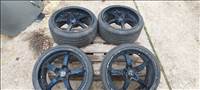  5x110 lyukosztású 8,5JJ első 9,5jj hátsó 19 es használt alufelni