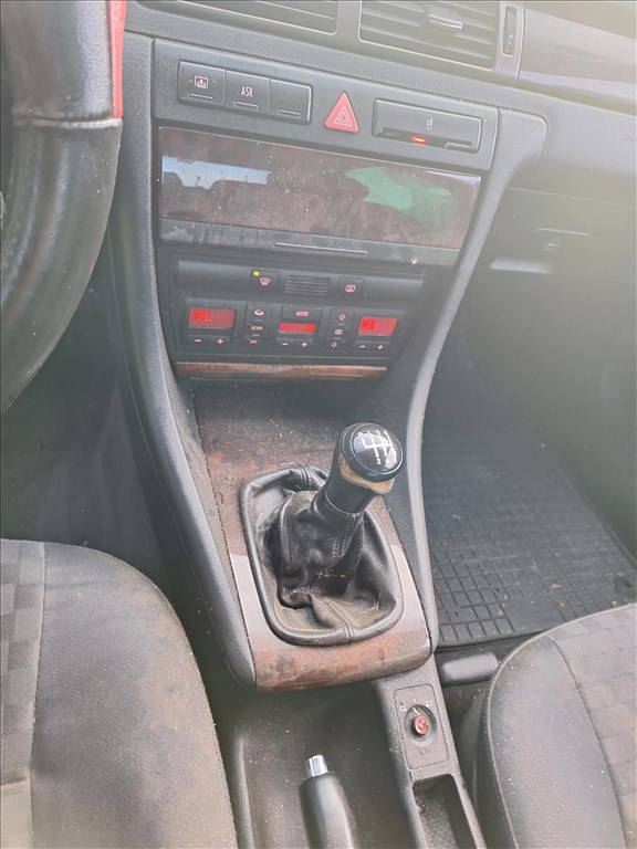 Eladó Audi A6 2.5 TDI (2496 cm³, 150 PS) (C5 - 4B) 4. kép