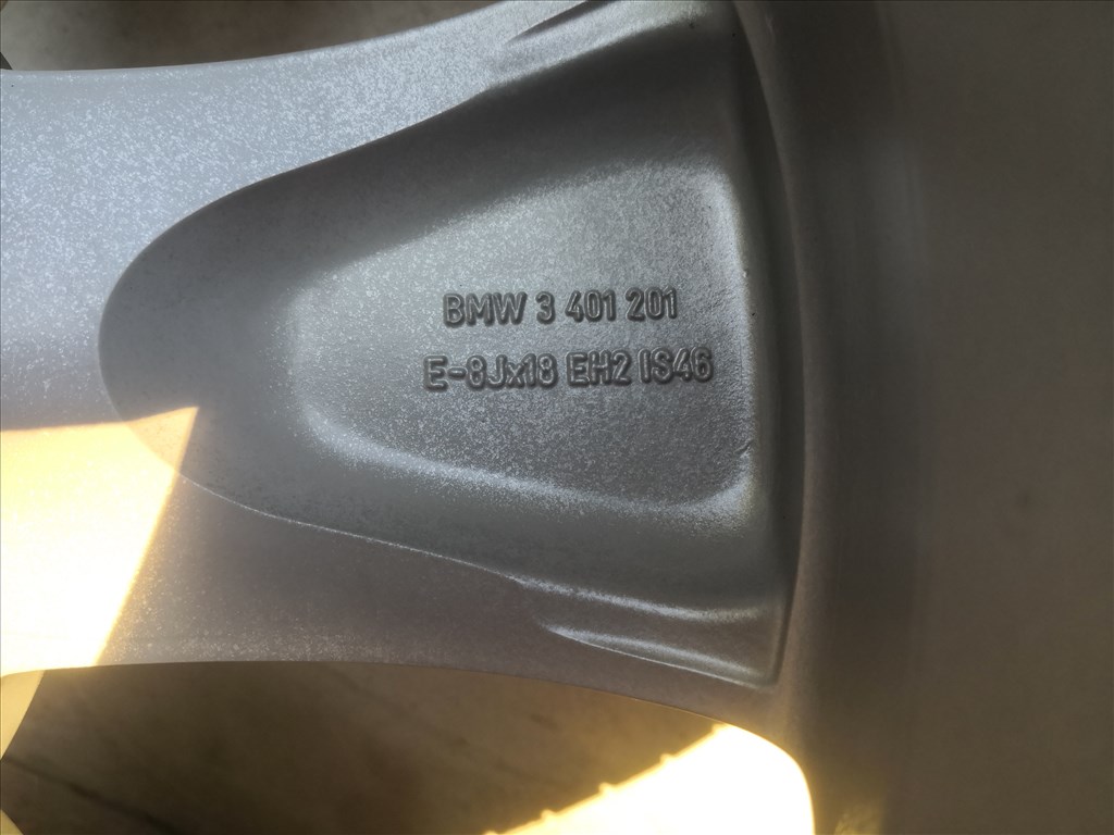 Volkswagen T5 - T6 - ra 18-as alukerék 2. kép