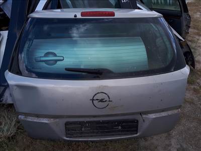 Opel Astra H Csomagtér Ajtó