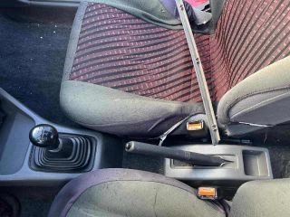 SUZUKI SWIFT II lépcsőshátú (AH, AJ) Jobb első Dobbetét (Kerékjárati, Műanyag) 7. kép