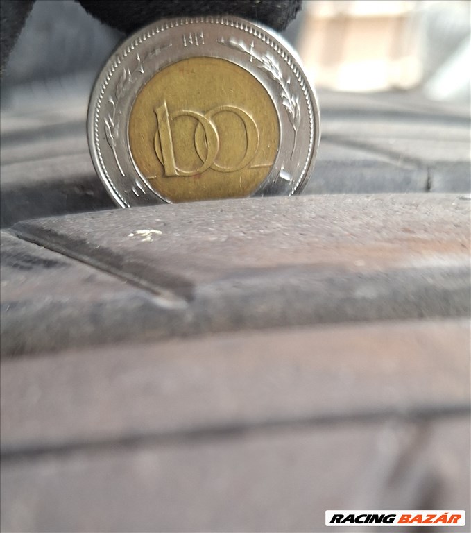  225/4517" használt Bridgestone nyári gumi gumi 3. kép