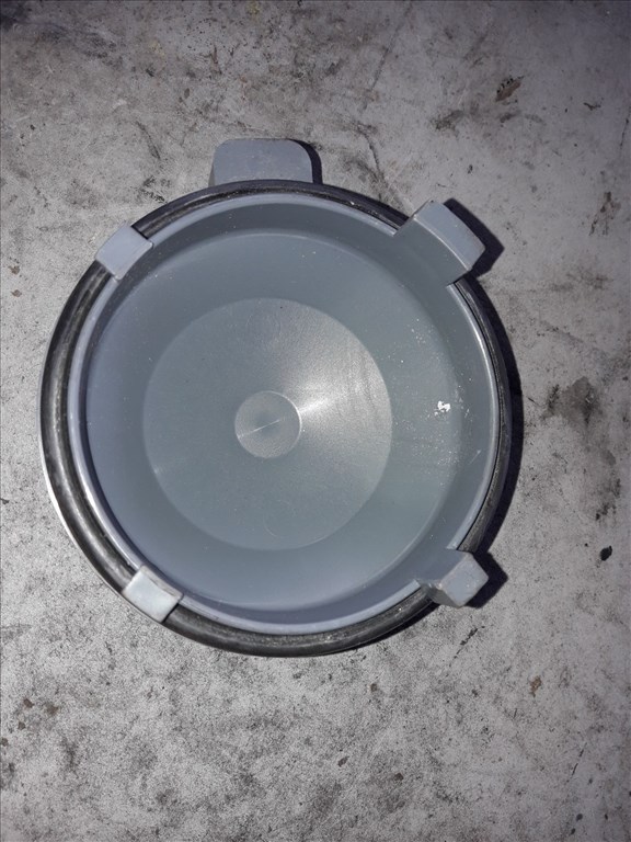 Toyota Avensis Jobb Elsõ Lámpa / Fényszóró Porvédõ Kupak 2. kép