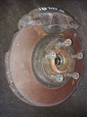 Volvo S40 04-12 Jobb Első Csonkállvány Kerékaggyal + Féknyereg + ABS Jeladó