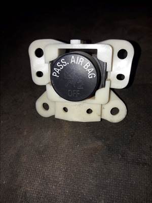 Mitsubishi L200 06-14 Légzsák Figyelmeztető Lámpa 8150A006