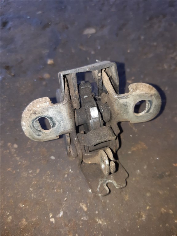 Renault Master 03-10 Jobb Csomagtérajtó Felsõ Zárszerkezet 2. kép