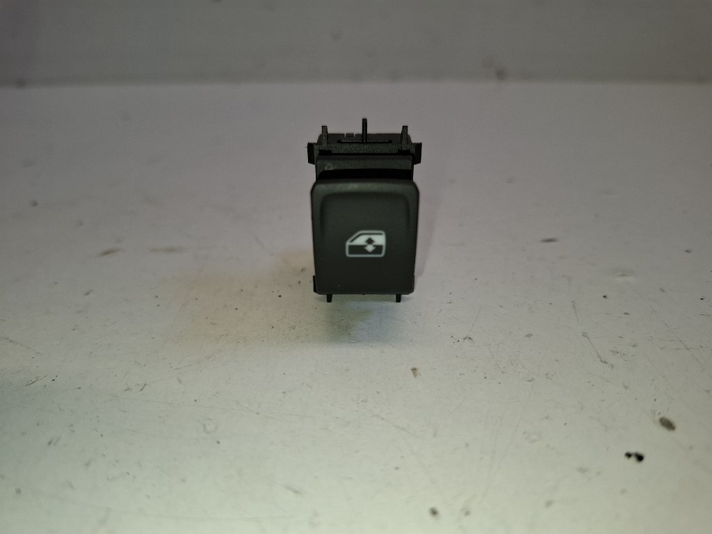 Skoda Karoq bal hátsó ablakemelõ kapcsoló 5G0959855K 1. kép