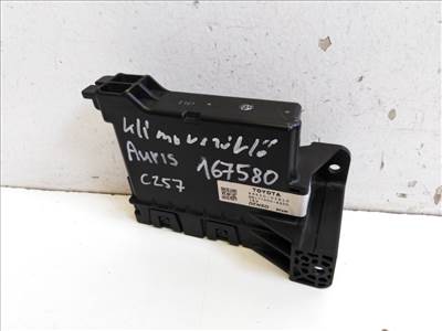 Toyota Auris (E180) klímavezérlő 8865002E10 MB1778004490