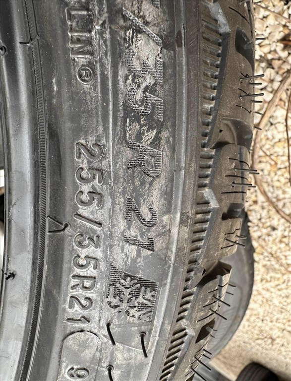  255/35 R21" új Michelin Alpin 5 téli gumi garnitúra 3. kép