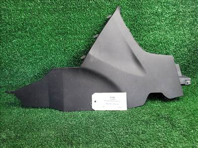 SUZUKI SX4 S-Cross II Bal Alsó Műszerfal Burkolat 7584157T0 7584161m0