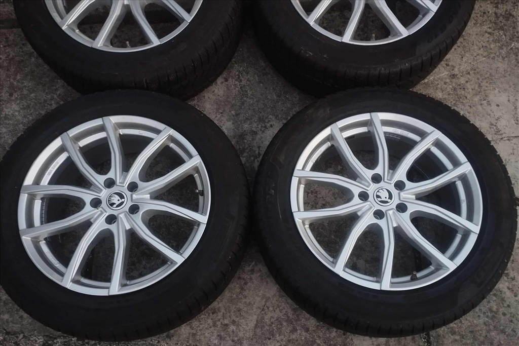 5x112 19 Skoda Enyaq Elroq ID4 ID5 felni Pirelli 235/55 255/50 r19 " téli gumik VW Seat Cupra Audi 5. kép