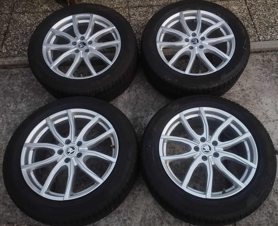 5x112 19 Skoda Enyaq Elroq ID4 ID5 felni Pirelli 235/55 255/50 r19 " téli gumik VW Seat Cupra Audi 2. kép