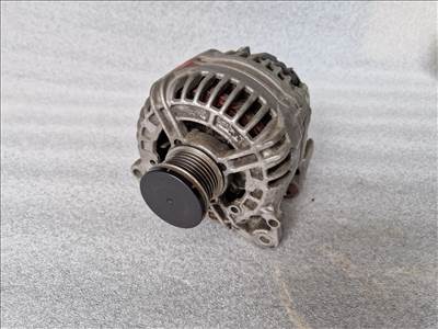 VOLKSWAGEN GOLF VI 1.4 TSI generátor 03C903023A