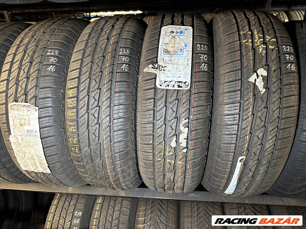 225/70 R16 Barum Bravuris 4x4 102H l 4db l DOT4414 1. kép