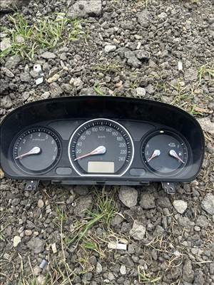 Hyundai Sonata (4th gen) kilométer óra 