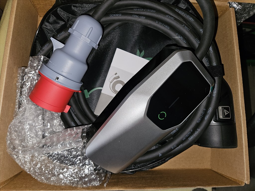 Eladó új 5m EV töltő Type 2 3 fázis (22KW) 6-32A elektromos járműhöz +táska 2. kép