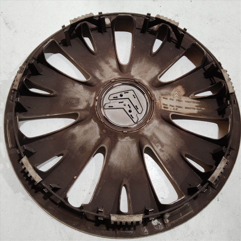 209505 Citroen Berlingo 2008-2018 15"-os dísztárcsa (1db) a képen látható állapotban 9657791980 2. kép