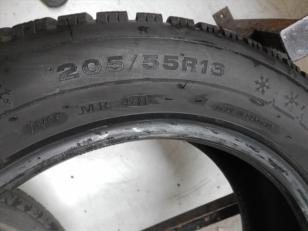 205/55R16 Dunlop téli gumi garnitúra 205/55 r16 6. kép