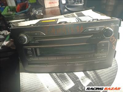 Toyota Auris rádió fejegység  toyota8612002520