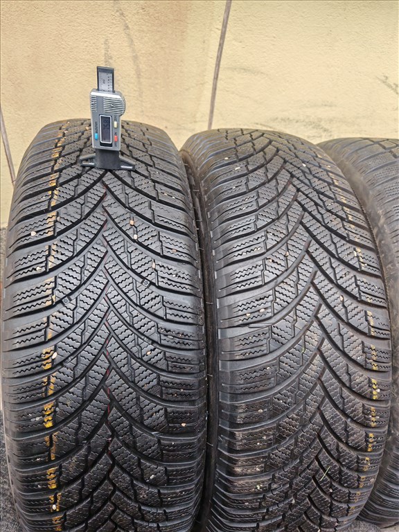  215/6516" újszerű Firestone téli gumi gumi 1. kép