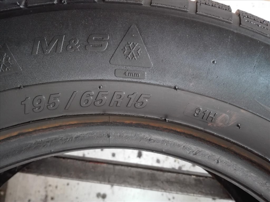 195/65R15 Syron téli gumi 2db 195/65 r15 4. kép