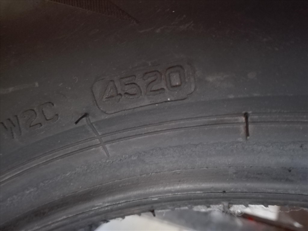 185/65R15 Bridgestone téli gumi garnitúra 185/65 r15 5. kép