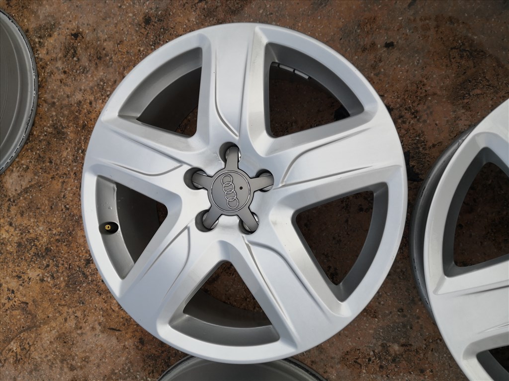 5x112 18 Gyári Audi alufelni 155000ft a 4db/428/ 2. kép