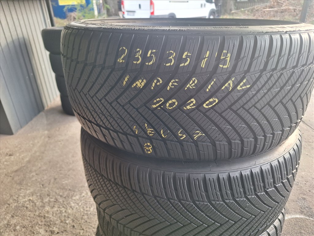  235/35/19" Imperial négyévszakos gumi  1. kép