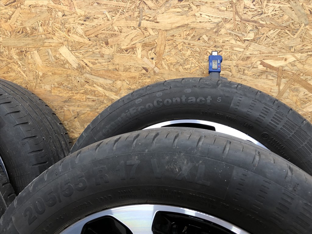 17 colos Renault alufelni 4x100 Captur 17 col nyári gumi  15. kép