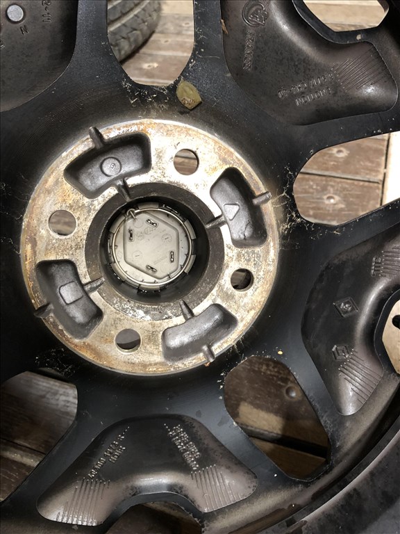 17 colos Renault alufelni 4x100 Captur 17 col nyári gumi  18. kép