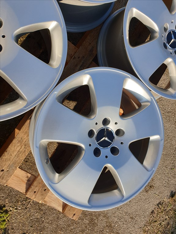 17" 5x112 Mercedes S320 3. kép
