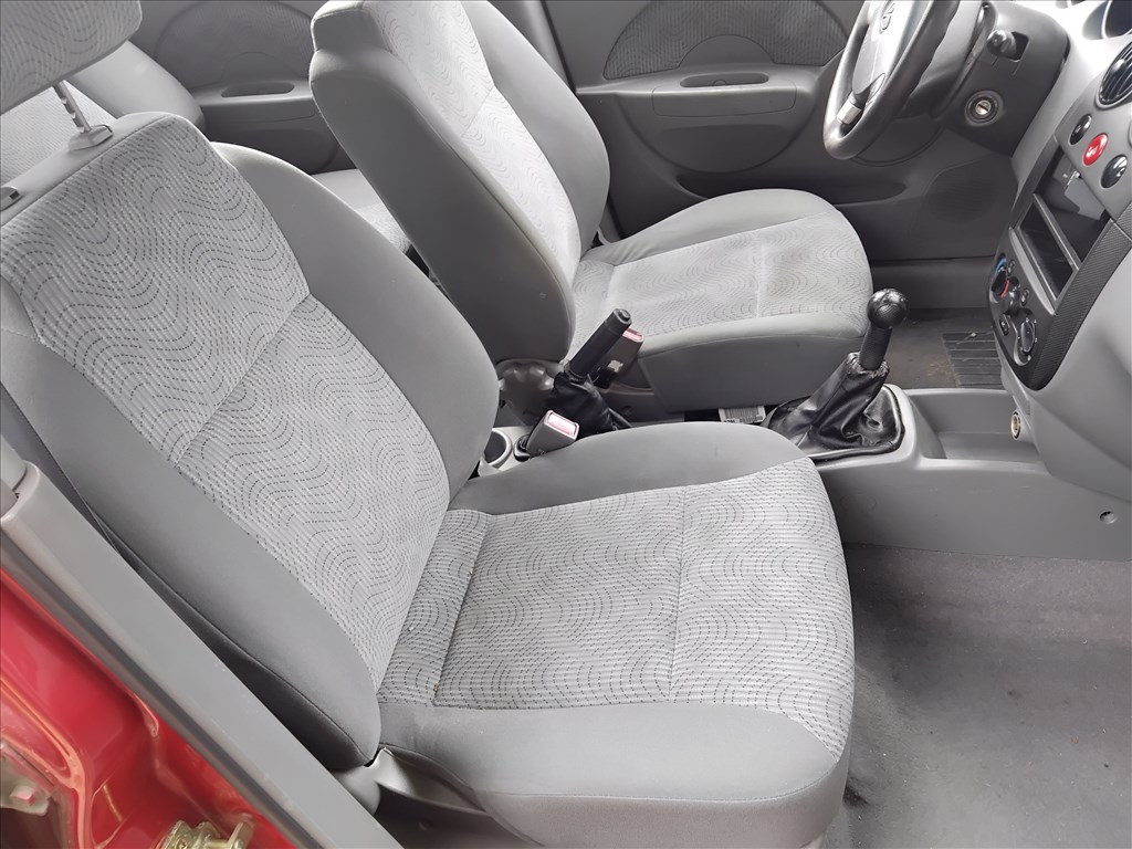 Daewoo Kalos jobb  első ülés  1. kép