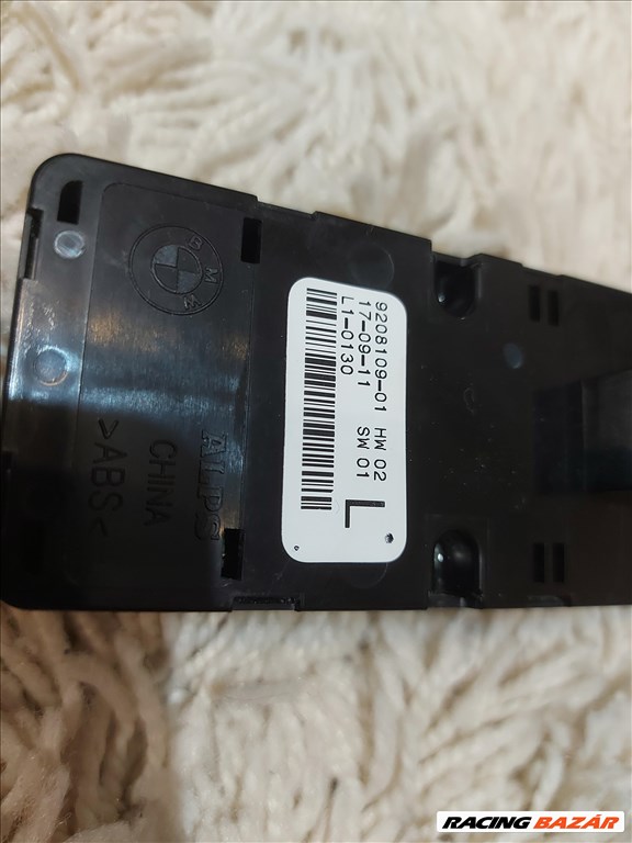BMW 5-ös, F07, F10, F11, X3, F25, X4, F26, X5, F15, X6, F16 ablakemelő kapcsoló  9208109 4. kép