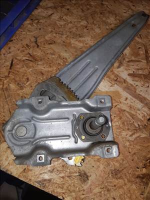 Toyota Corolla 00-06 Jobb Hátsó Ablakemelő Szerkezet Mechanikus 69830-02110