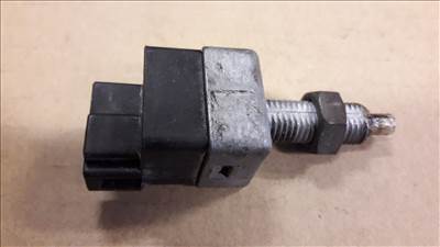 Suzuki Vitara Féklámpa Kapcsoló